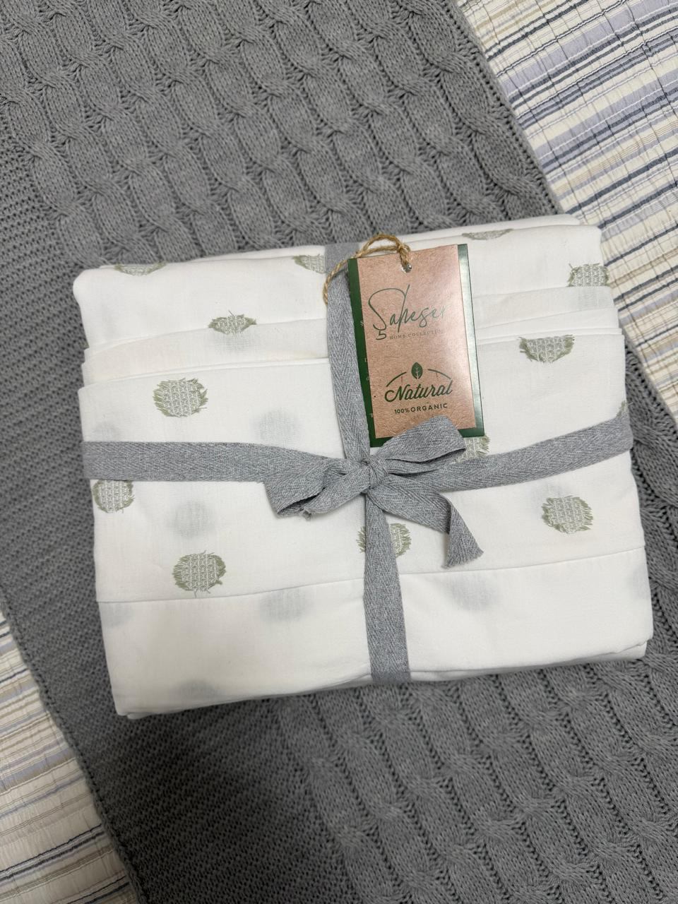   Saheser , - , green, 