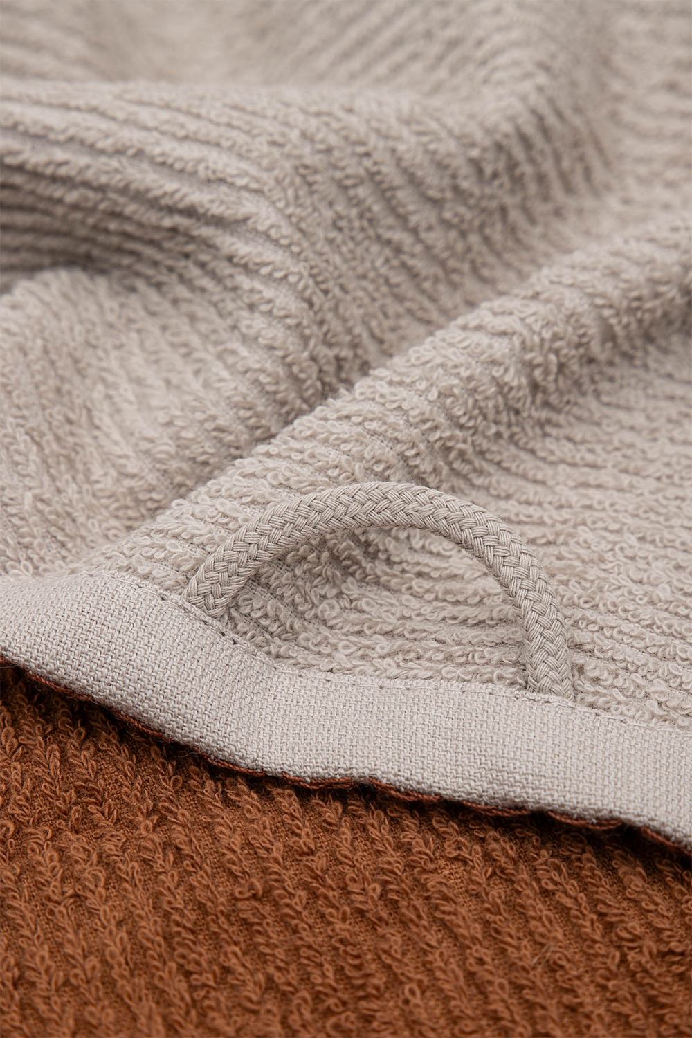       100 %   Creen Blach VERA 50*70 , bej-terra