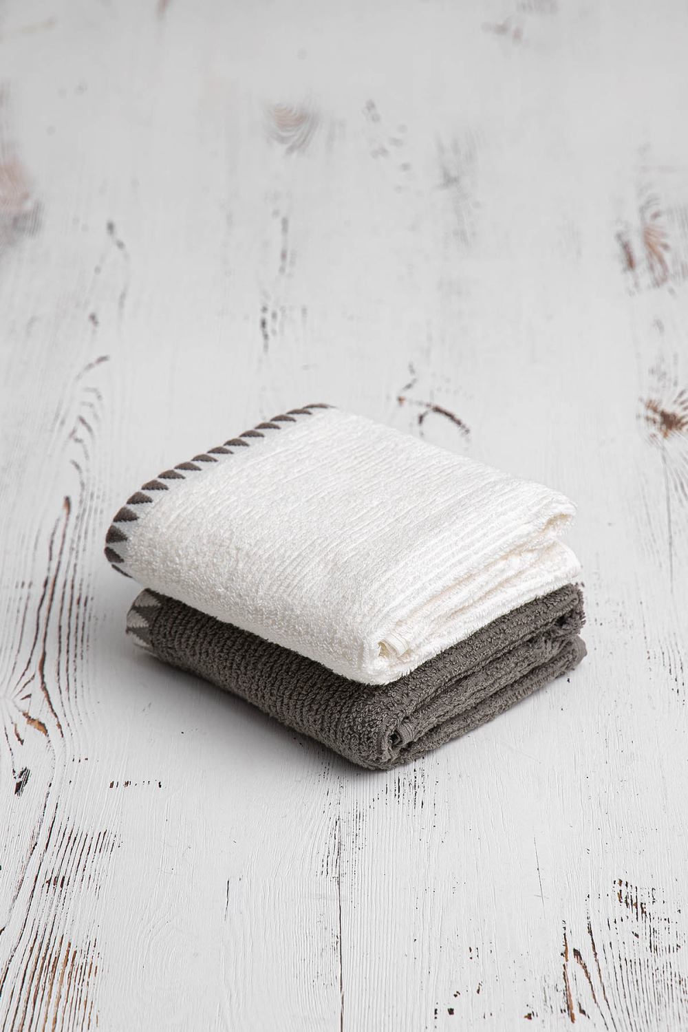       100 %   Creen Blach VERA 50*70 , krem-anrasit