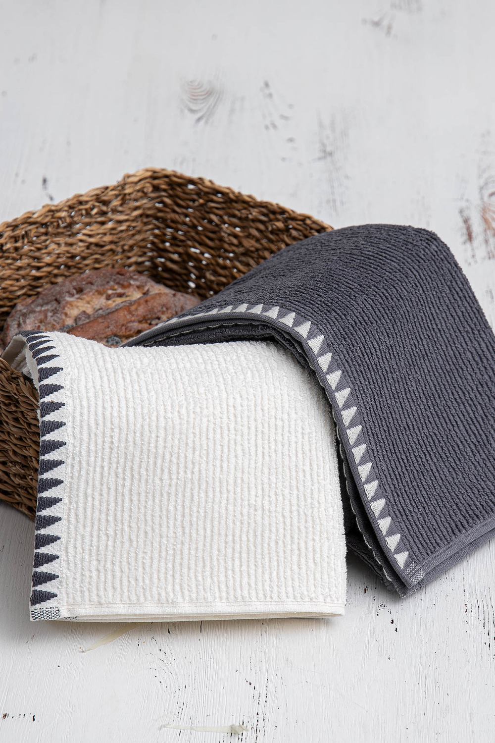       100 %   Creen Blach VERA 50*90 , krem-lacivert