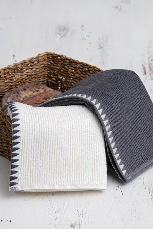       100 %   Creen Blach VERA 50*90 , krem-lacivert