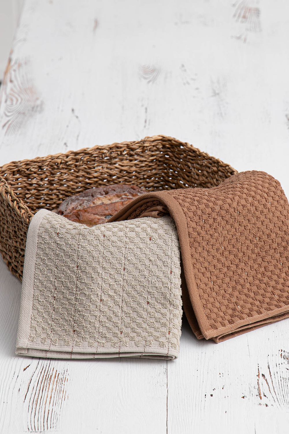       100 %   Creen Blach PARLA 50*70 , Bej-Kahve