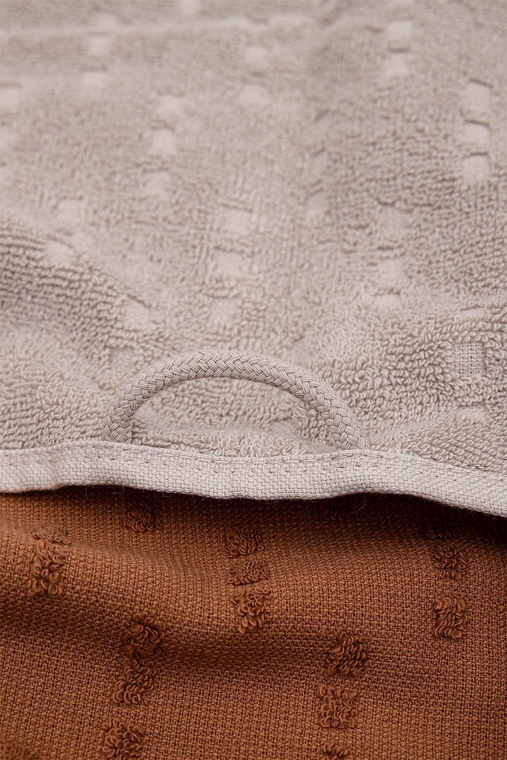       100 %   Creen Blach PERA 50*70 , Bej-Terra