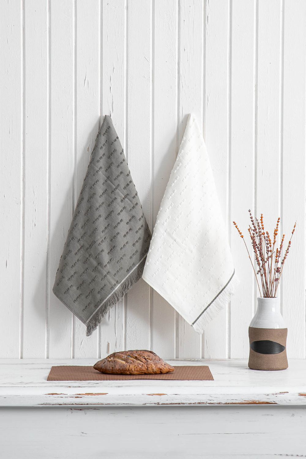       100 %   Creen Blach PERA 50*70 , Krem-Antrasit