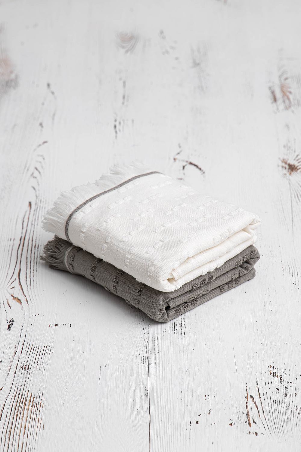       100 %   Creen Blach PERA 50*70 , Krem-Antrasit