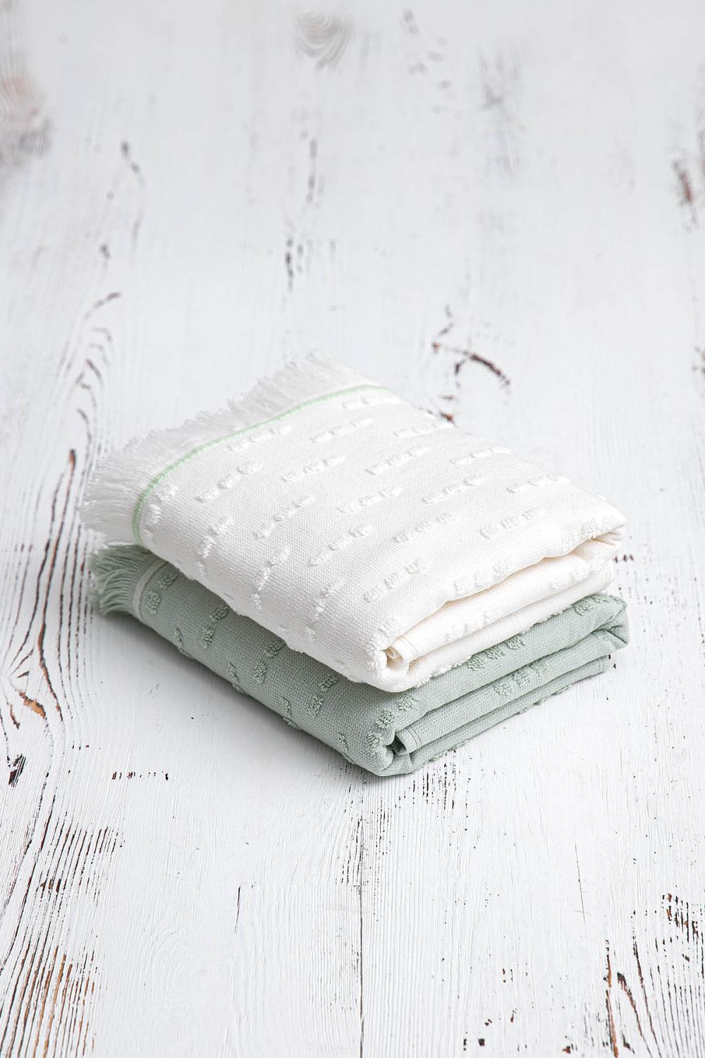       100 %   Creen Blach PERA 50*70 , Krem-Mint