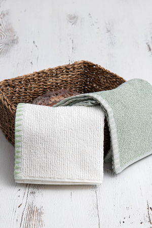       100 %   Creen Blach VERA 50*90 , krem-mint