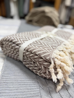  -   100%  Glasy  Bertha  V2